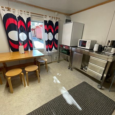 Porotila Toini Sanila Hotel Sevettijarvi Luaran gambar