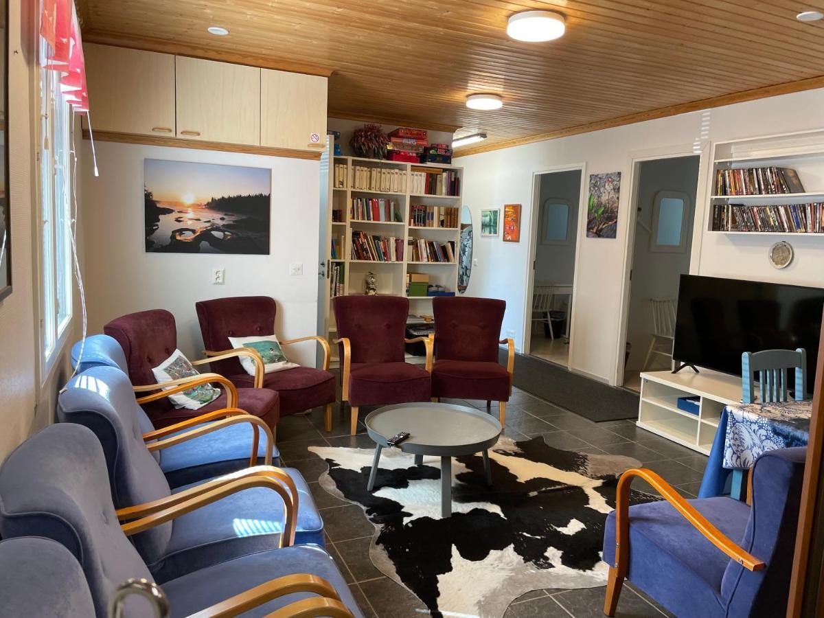 Porotila Toini Sanila Hotel Sevettijarvi Luaran gambar