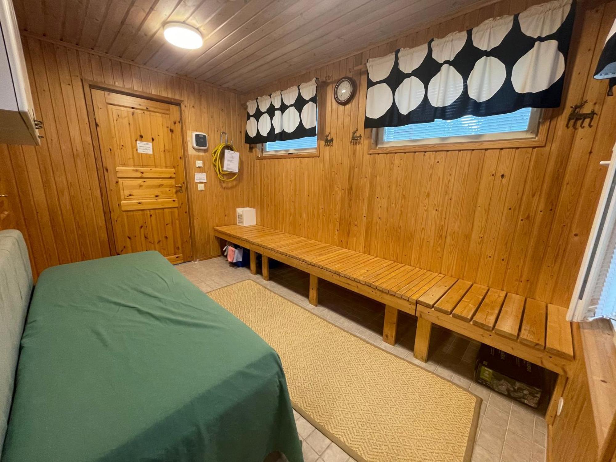 Porotila Toini Sanila Hotel Sevettijarvi Luaran gambar