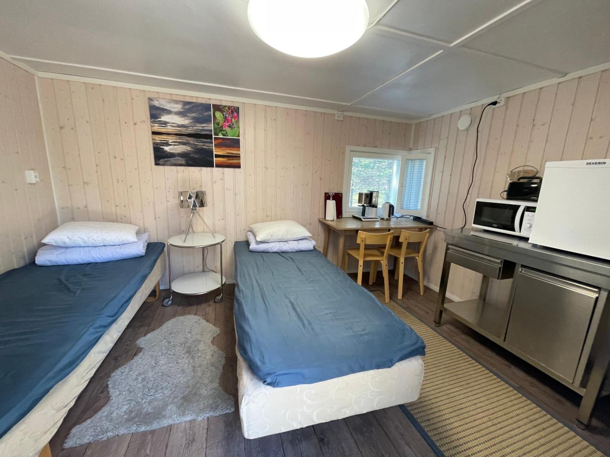 Porotila Toini Sanila Hotel Sevettijarvi Luaran gambar