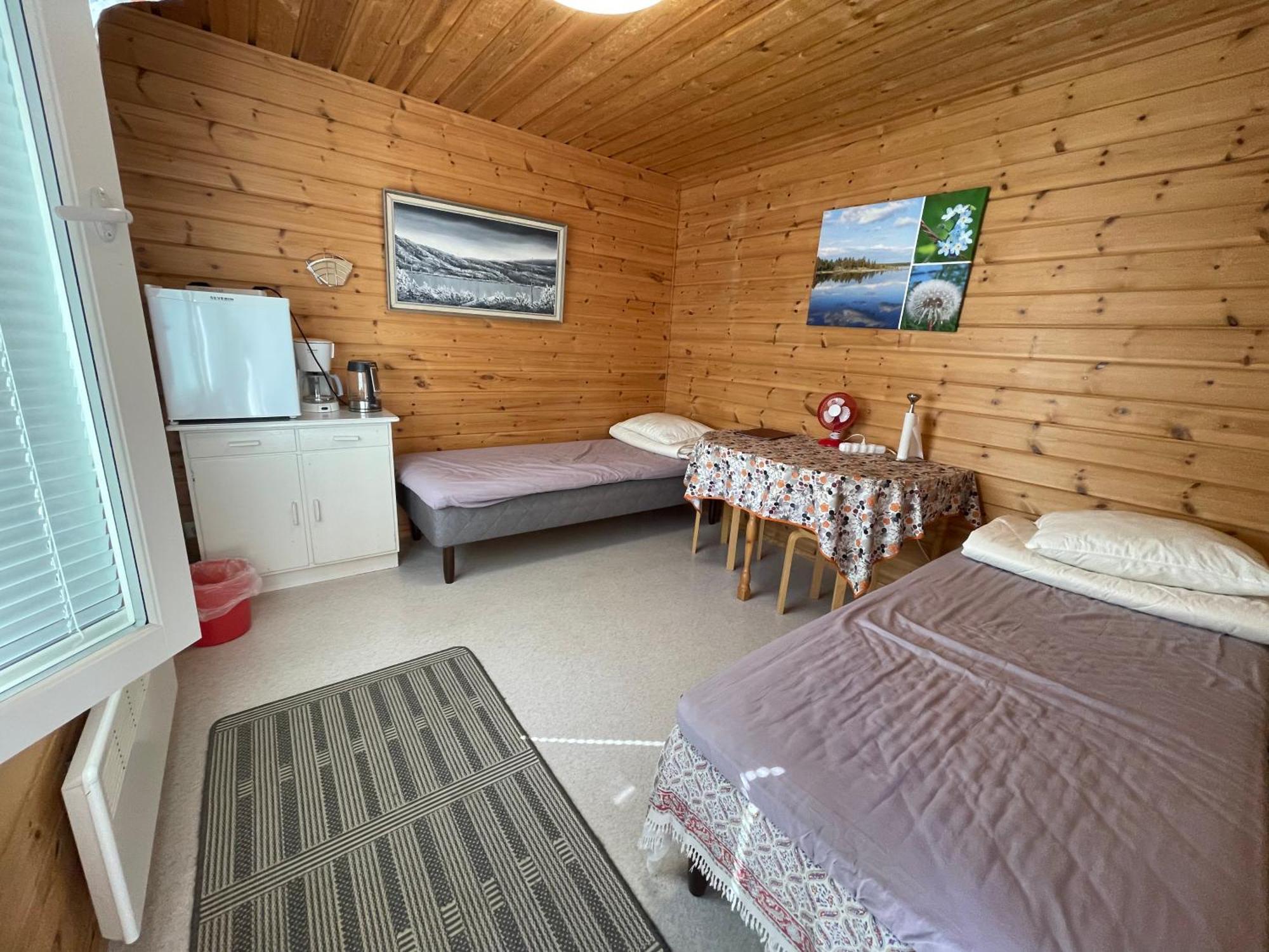 Porotila Toini Sanila Hotel Sevettijarvi Luaran gambar