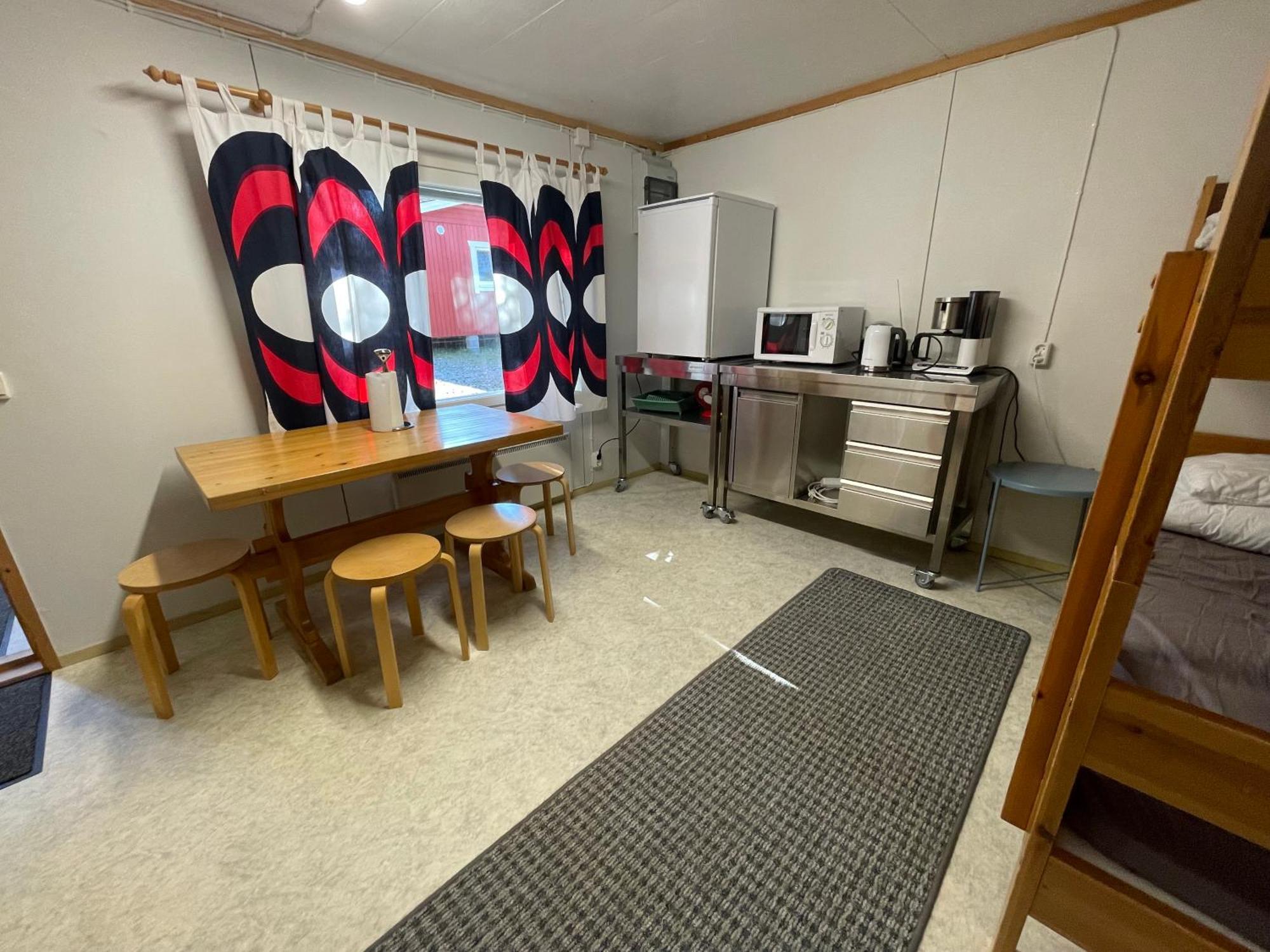 Porotila Toini Sanila Hotel Sevettijarvi Luaran gambar