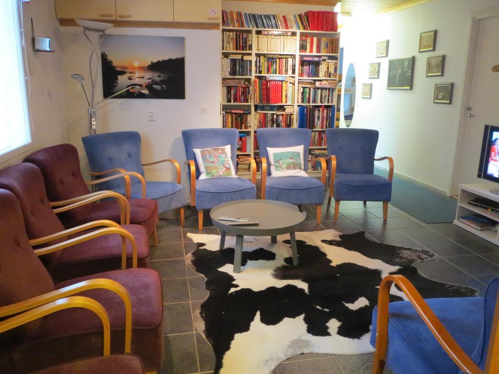 Porotila Toini Sanila Hotel Sevettijarvi Luaran gambar